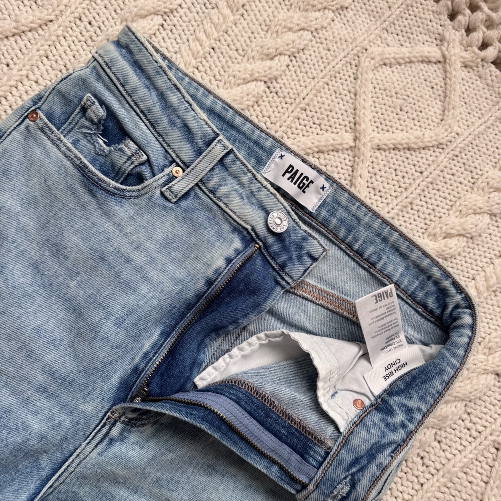Paige Premium Denim - Ultra High Rise Cindy w/ Raw Hem in Mariska, Size 27 - Picture 2 of 9